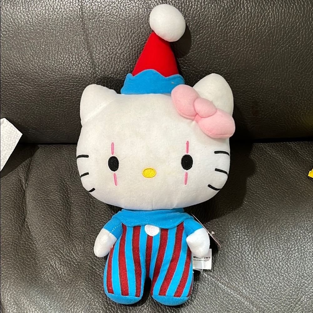 Hello Kitty 11 in Clown Plush Toy